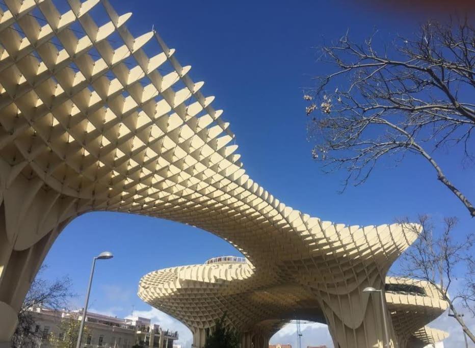 Appartamento Puerta De San Juan Siviglia Esterno foto