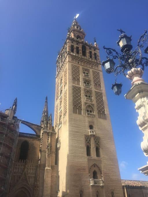 Appartamento Puerta De San Juan Siviglia Esterno foto