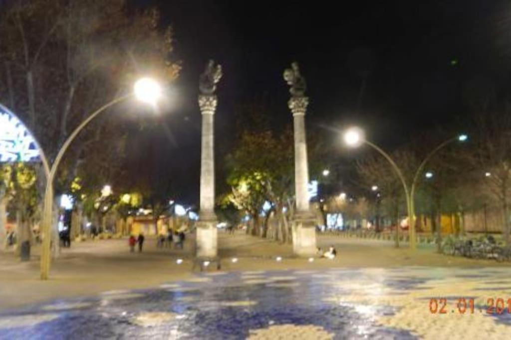 Appartamento Puerta De San Juan Siviglia Esterno foto